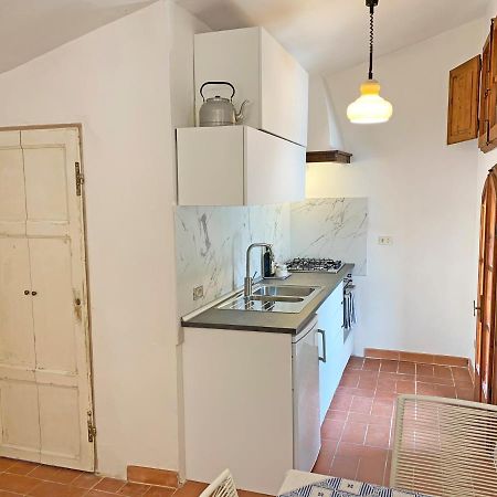 S.M. Il Castro Apartment มอนเตริจโจนี ภายนอก รูปภาพ
